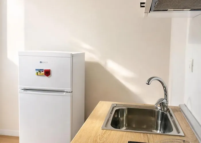 Boulevard Terrace Near Blloku, アパート