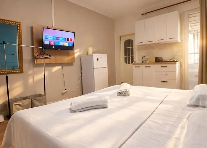 アパート Boulevard Terrace Near Blloku, *